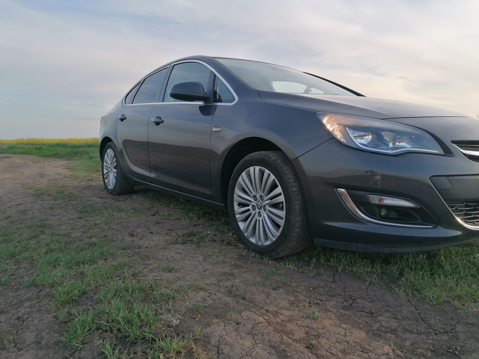 Opel Astra j1.4 GPL