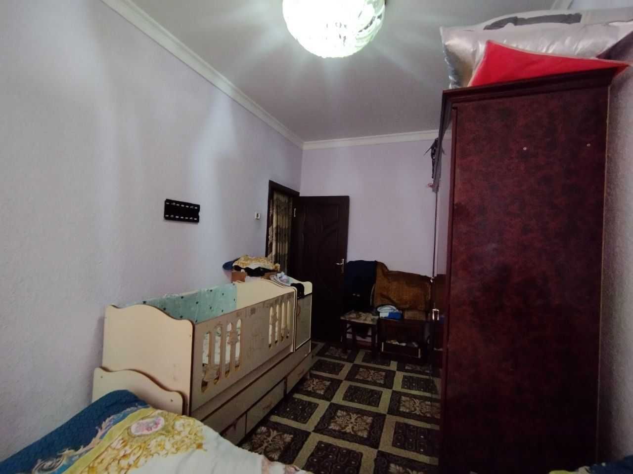 продаётся квартиры 4/4/4 83 м²,на Юнусабадском р-не 6-й квартал(J1227)