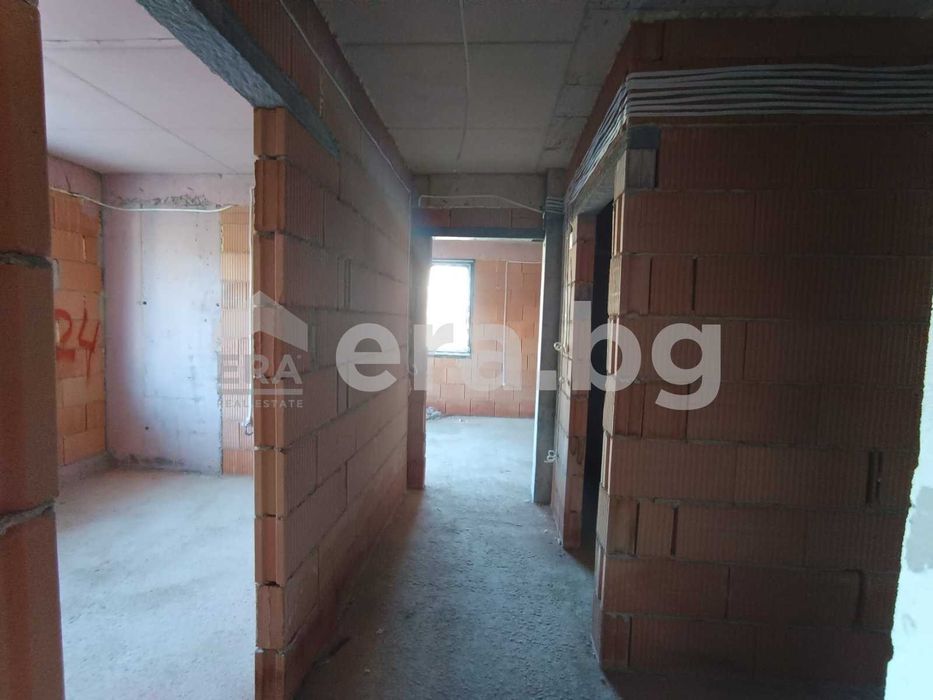 Продава се Тристаен апартамент в Варна, Владислав Варненчик - 76 кв.м за 1152 €/кв.м - Снимка #5