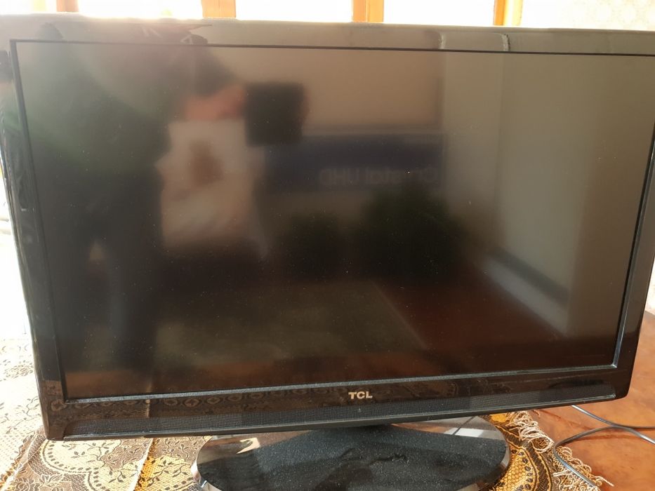 Телевизор    TCL