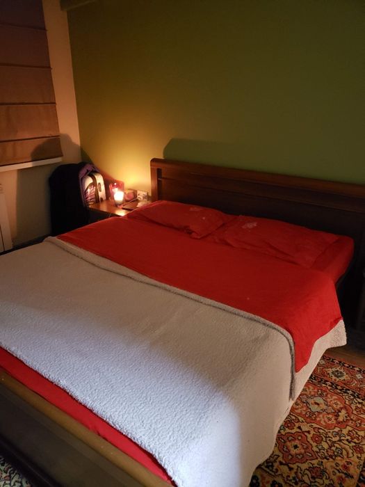 Кровать двуспальная