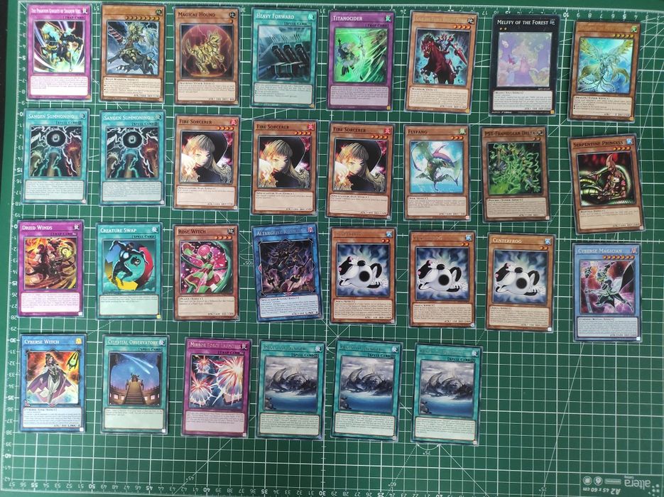 Cărți yu gi oh de vânzare