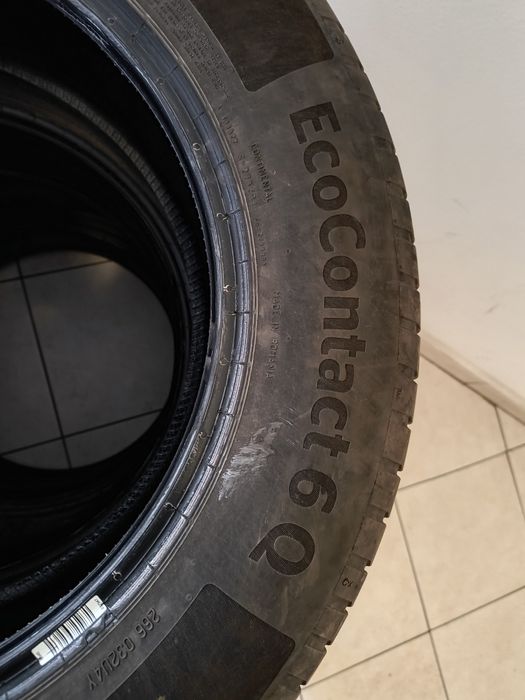 Летни гуми 215/65/17 Континентал Continental