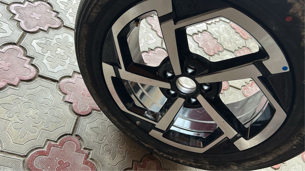 Продам запасное колесо Jaecoo J7