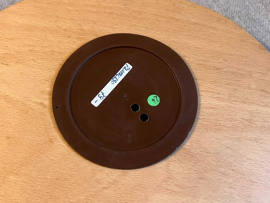 Barometru analogic cu suport din lemn masiv model clasic 28 cm