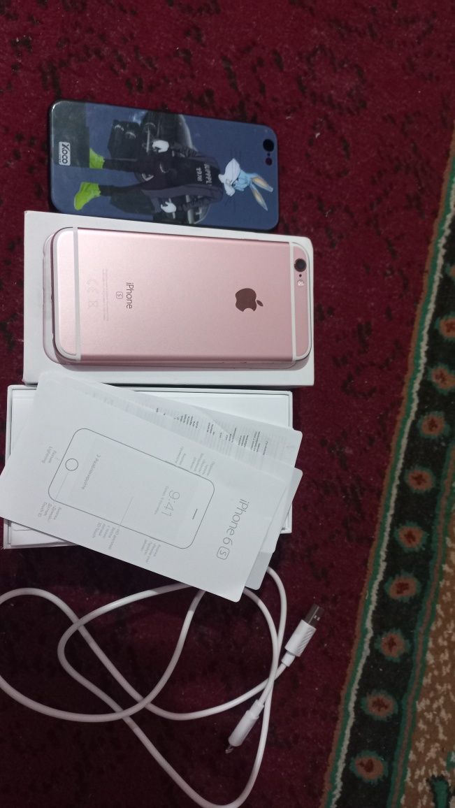 Продаю IPhone 6s 128GB