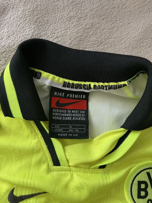 Tricou original retro Borussia Dortmund – Sezon 1996/1997 – Nike