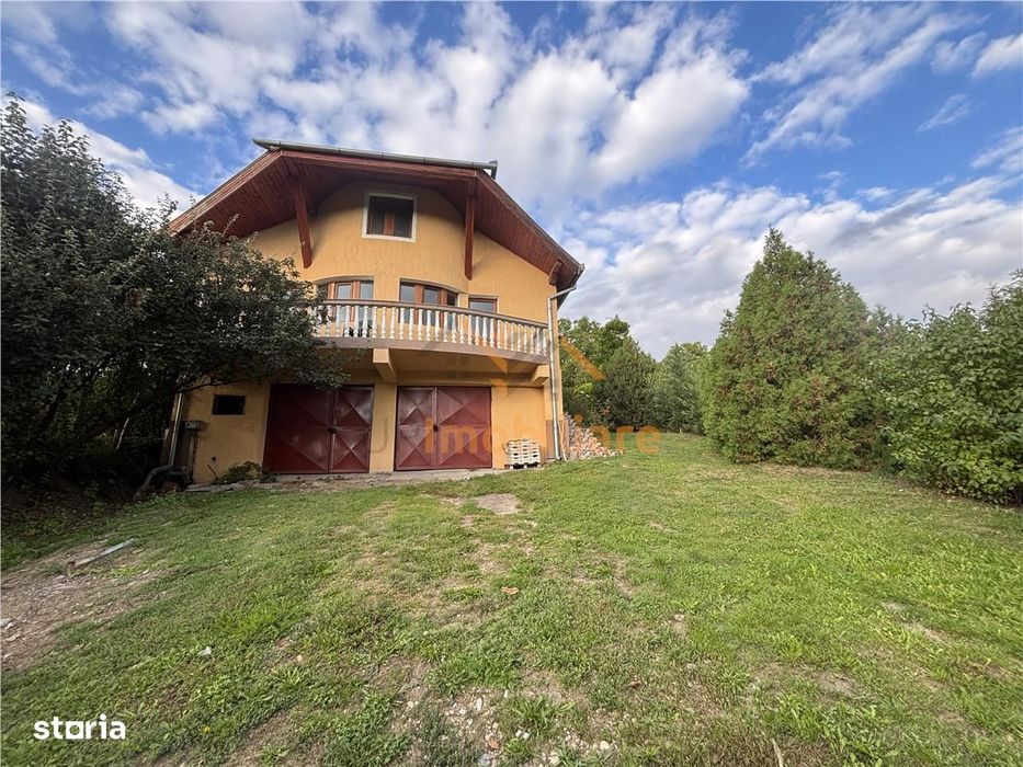 Casa Plan D+P 240 Mp |  Teren Intravilan 3.000 Mp | Str.facliei | Orad