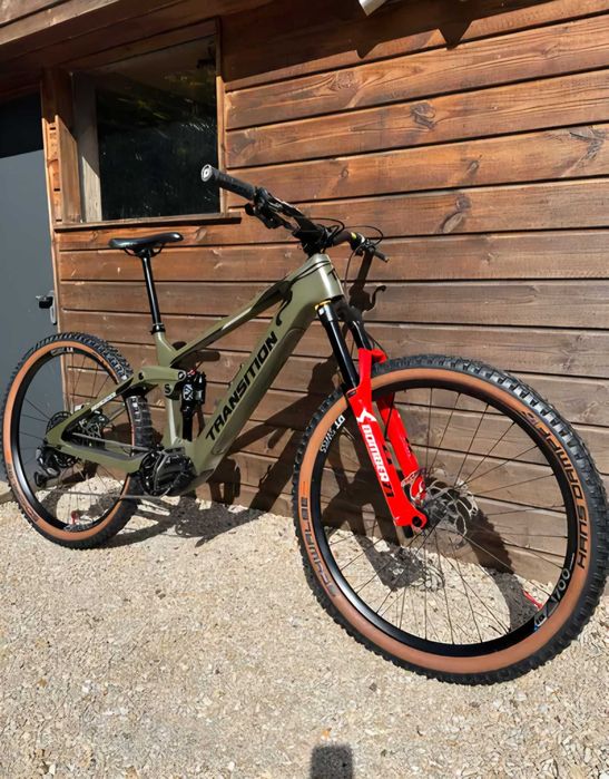 Transition Repeater din 2023
Mărimea L