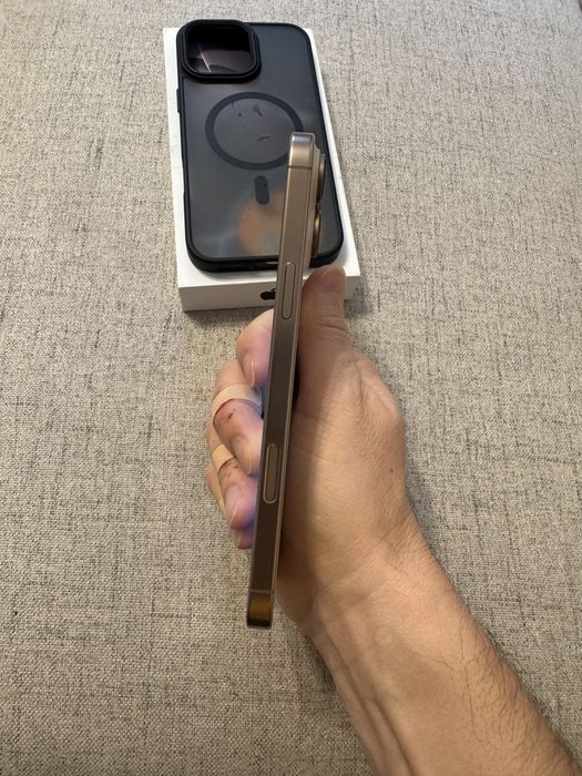iphone 16 pro max 256gb desert titanium, ca NOU, baterie 100%