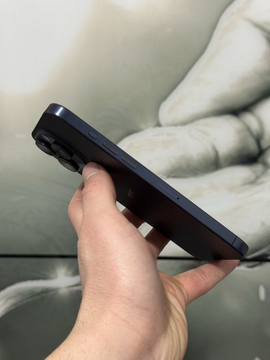 iPhone 15 Pro Max Blue 256 GB