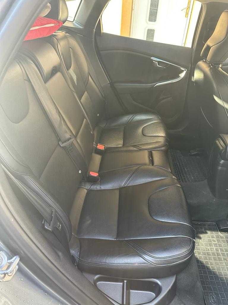 Vand volvo v40 urgent