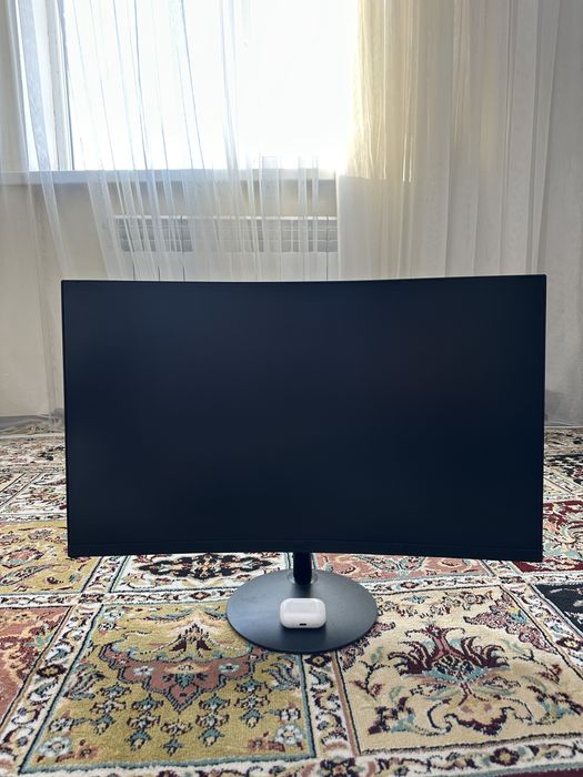 Продаю монитор от HKC на 60 герц