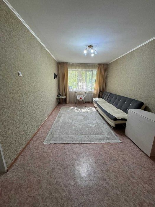 Продам 2-х комнатную квартиру на 4 мкр