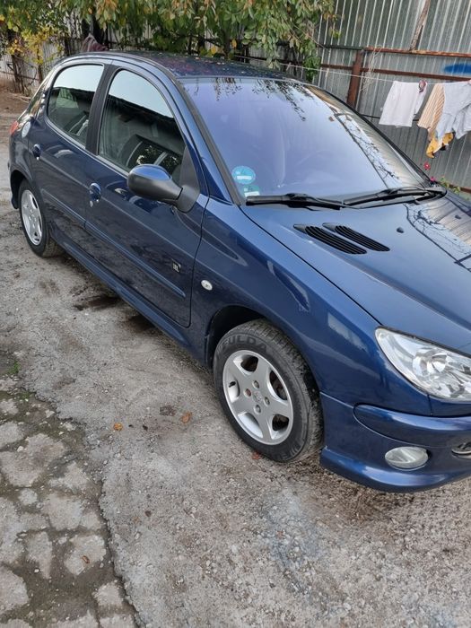 Vând Peugeot 206 an 2007