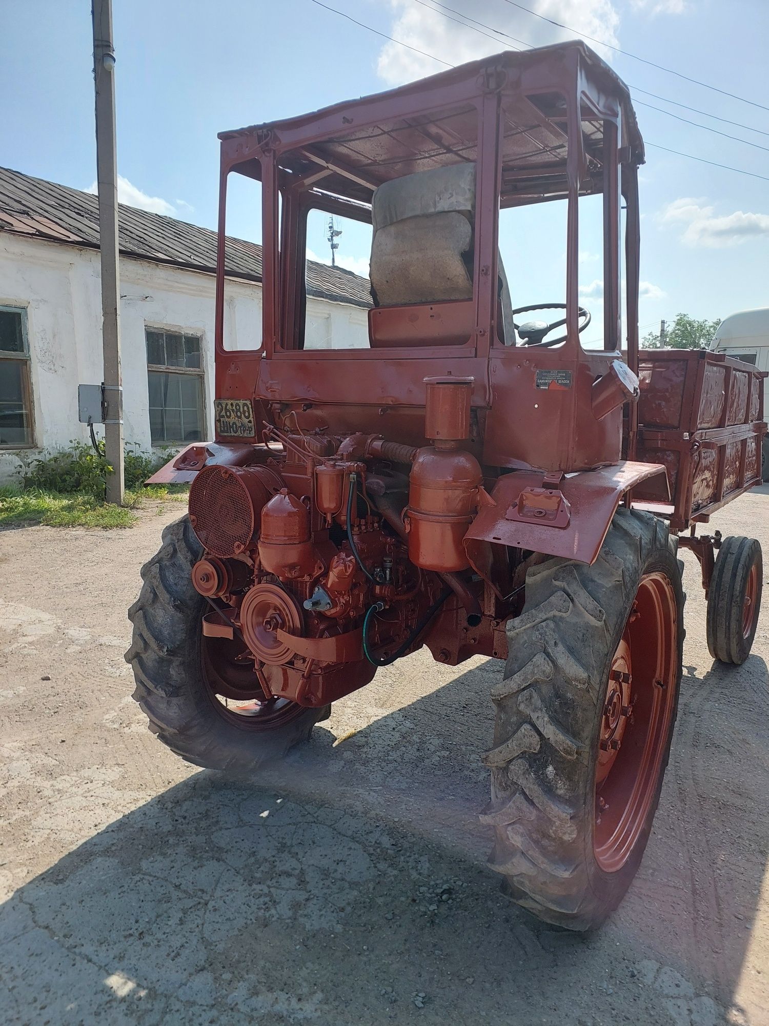 Продам трактор Т-16