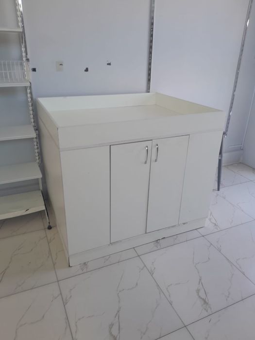 Продам тумбу, размер 1*1.