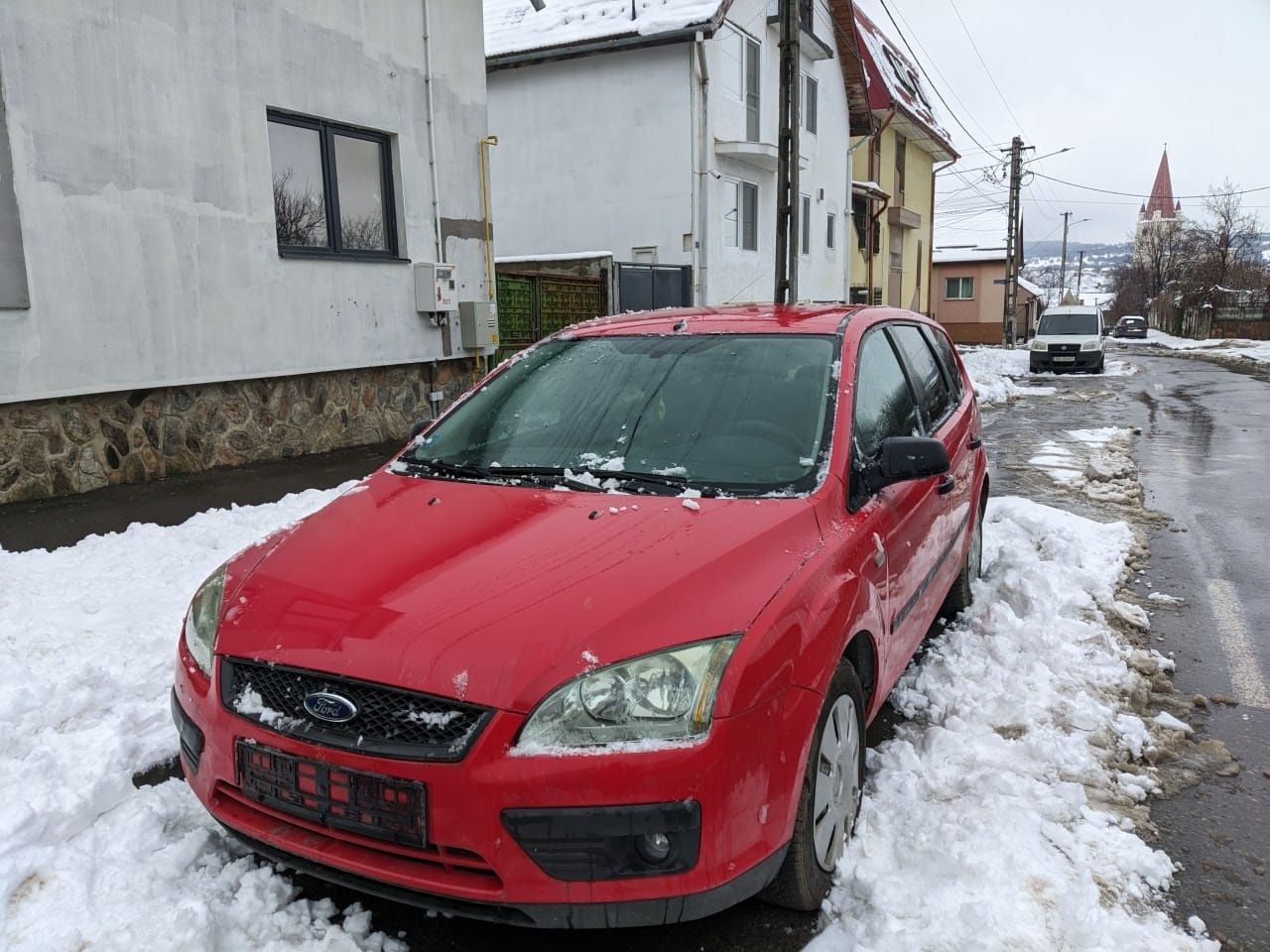 Dezmembrez ușa capota bara trager radiatoare far haion Ford focus 2