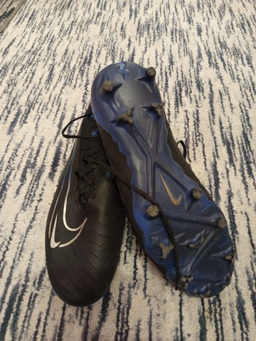 NIKE phantom бутонки