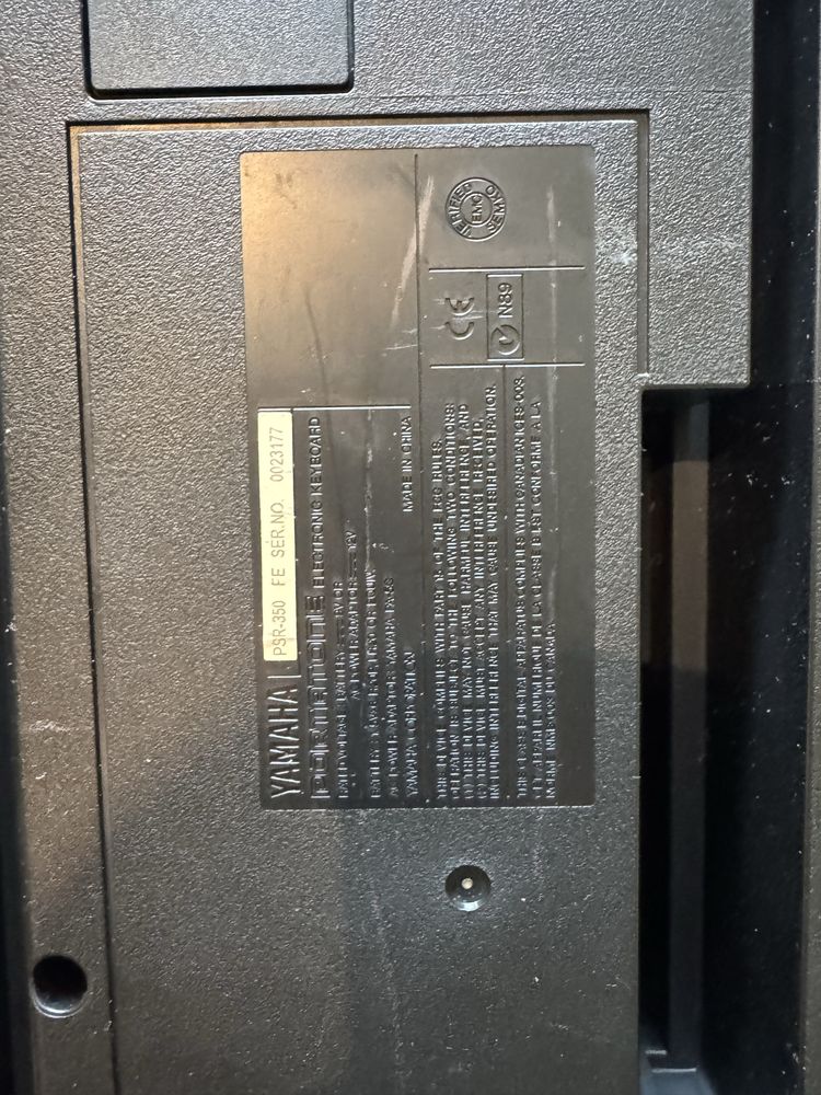 Синтезатор йоника Yamaha PSR-350