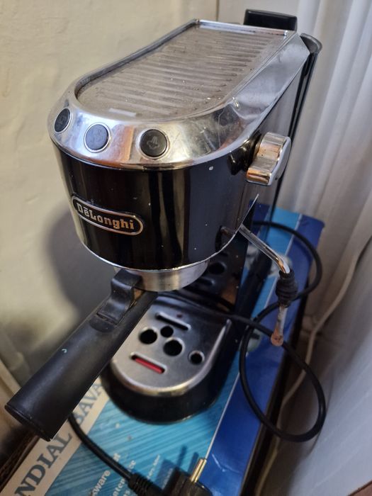 Espressor Delonghi Dedica