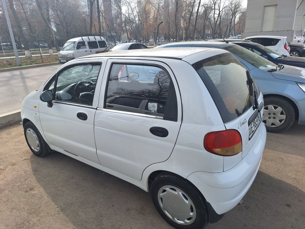 Matiz oq 2011 yil