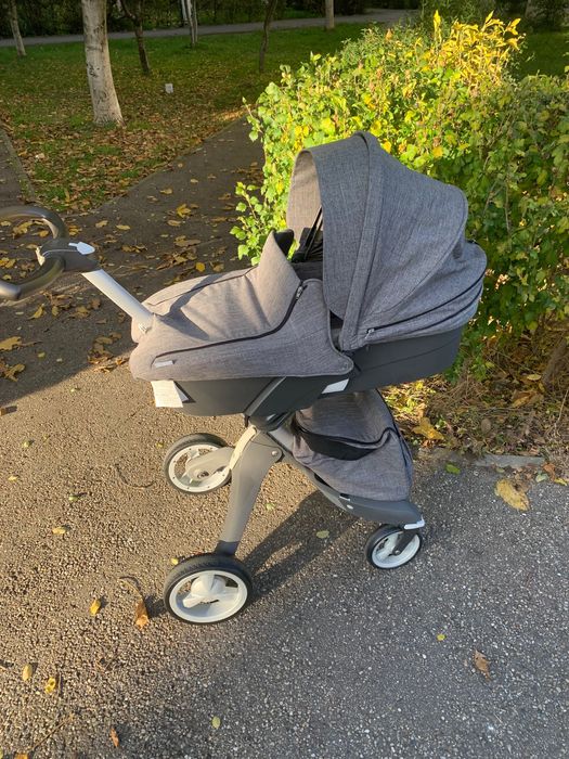 Cărucior Stokke Xplory 2 în 1 NOU
