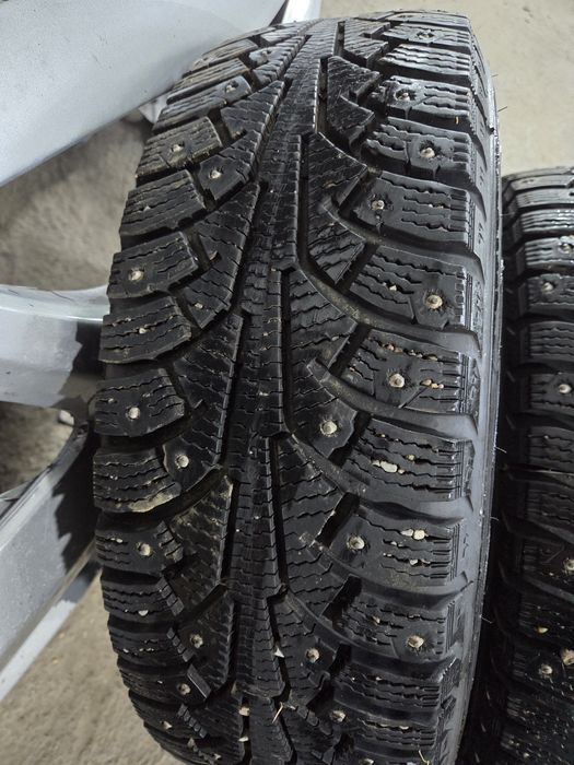 Шипованные шины с дисками Р15