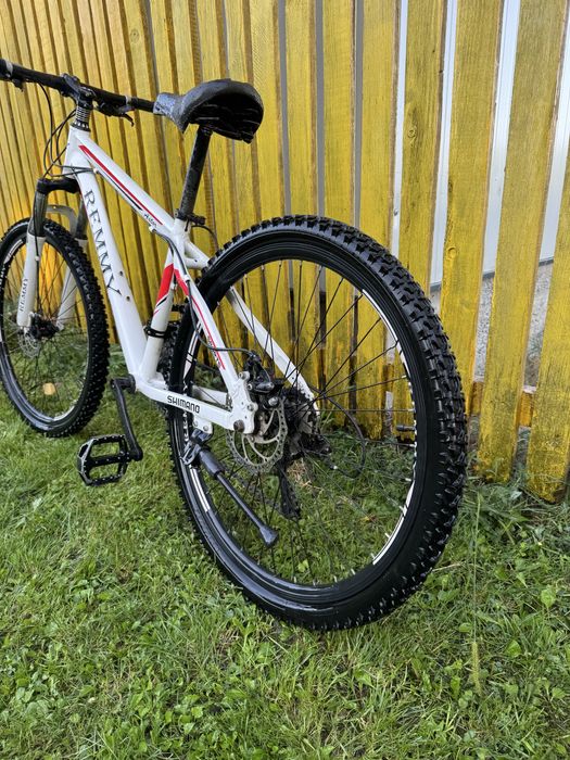 Bicicletă Mountain Bike REMMY – schimbătoare Shimano, frâne pe disc