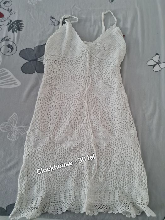 Haine dama, preț negociabil