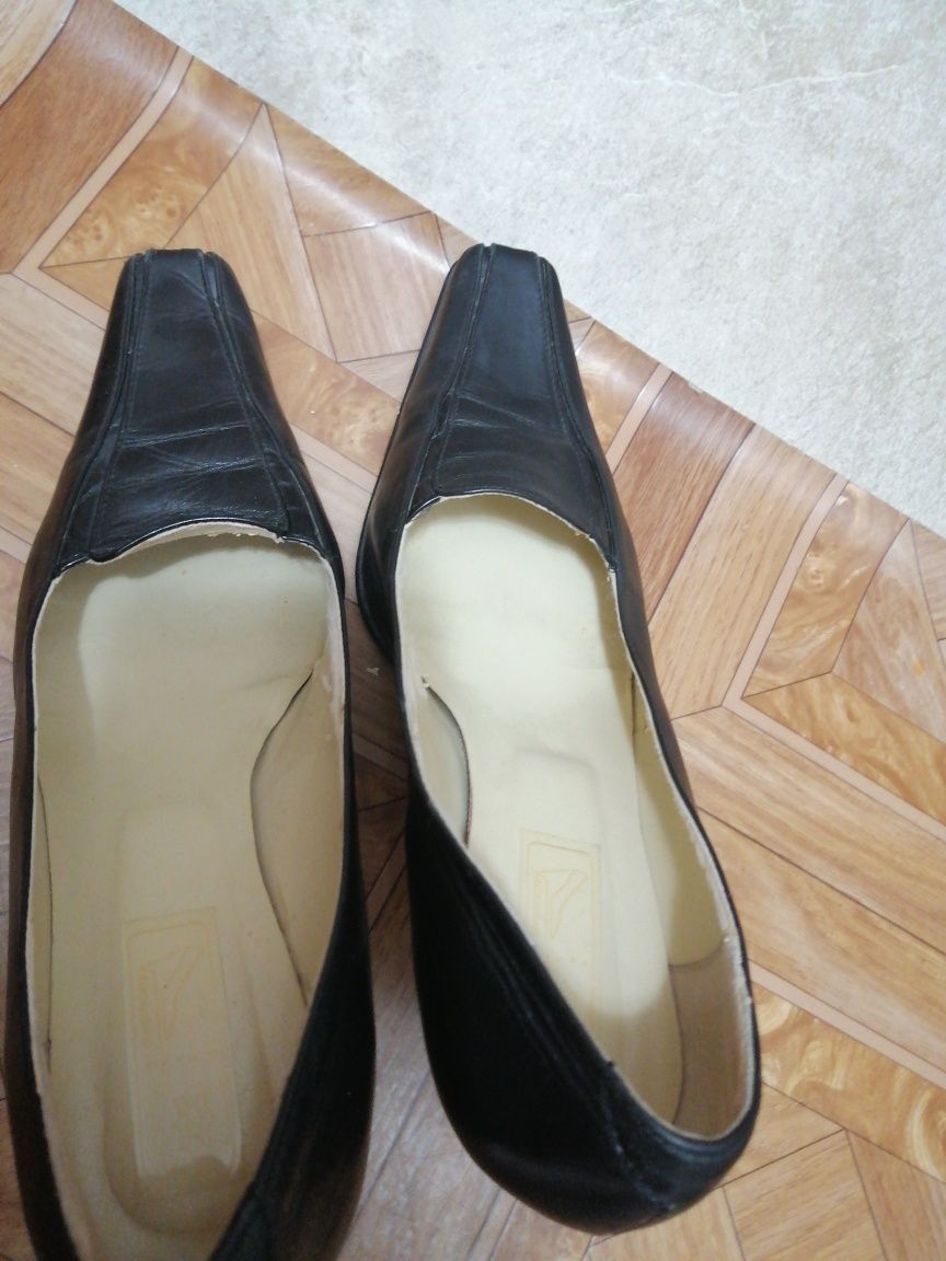 Pantofi de piele, de damă, mărimea37, pantofi piele maro nr 37 la 5