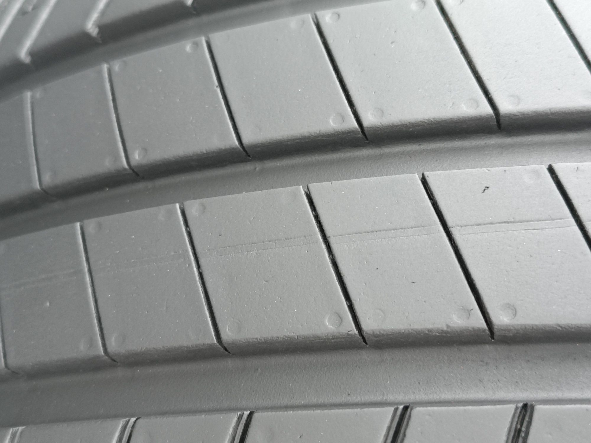 205/55/16 Bridgestone Дот 1523