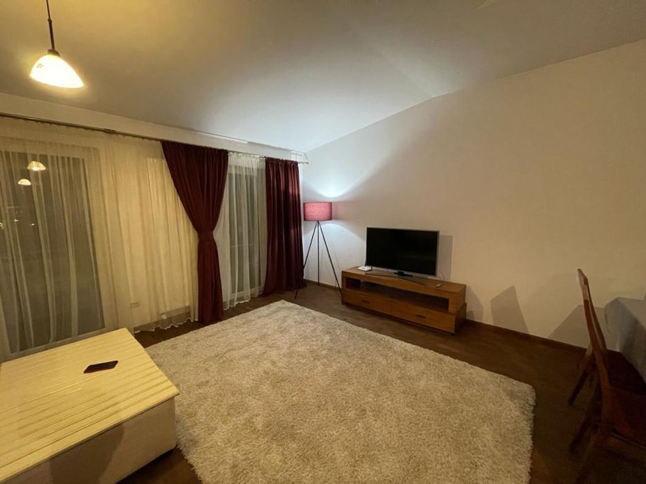 Inchiriez Apartament
