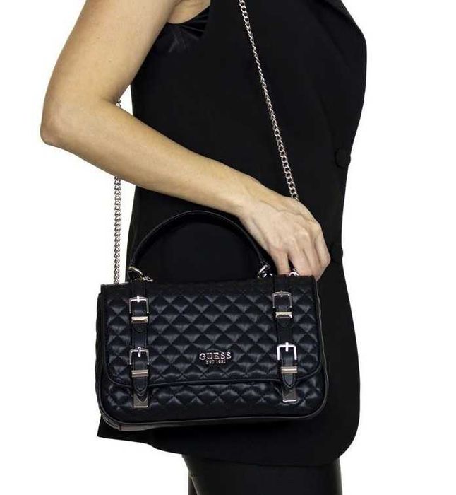 GUESS нова оригинална дамска чанта за рамо