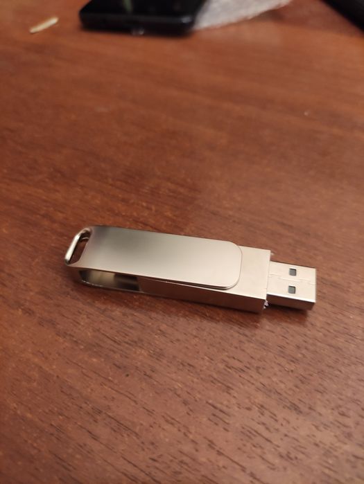 USB флешка 128гб