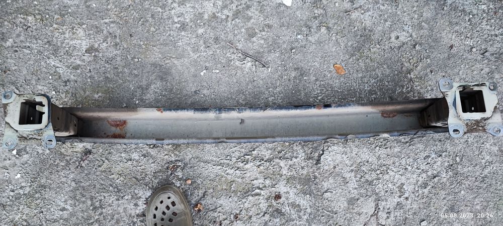 Буфер/Греда за задна броня на Шкода Супърб II комби модификация 3Т5, 2