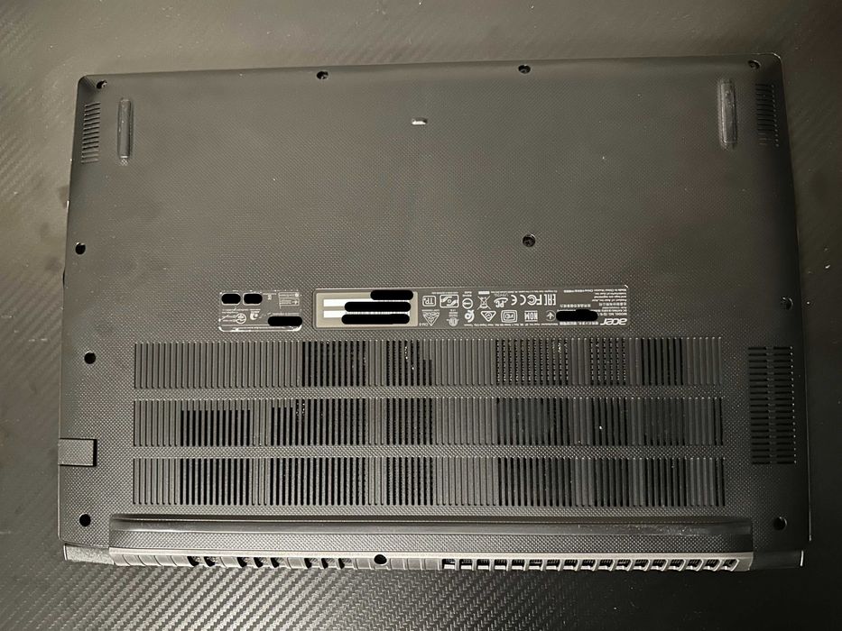 Лаптоп Acer Aspire A715-74G ( Използван )