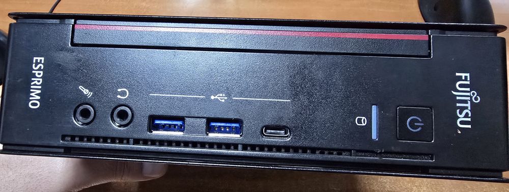 Mini Pc Fujitsu Esprimo model Q958 I5 gen9 16 giga 480ssd