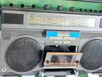 Radio casetofon românesc spatial