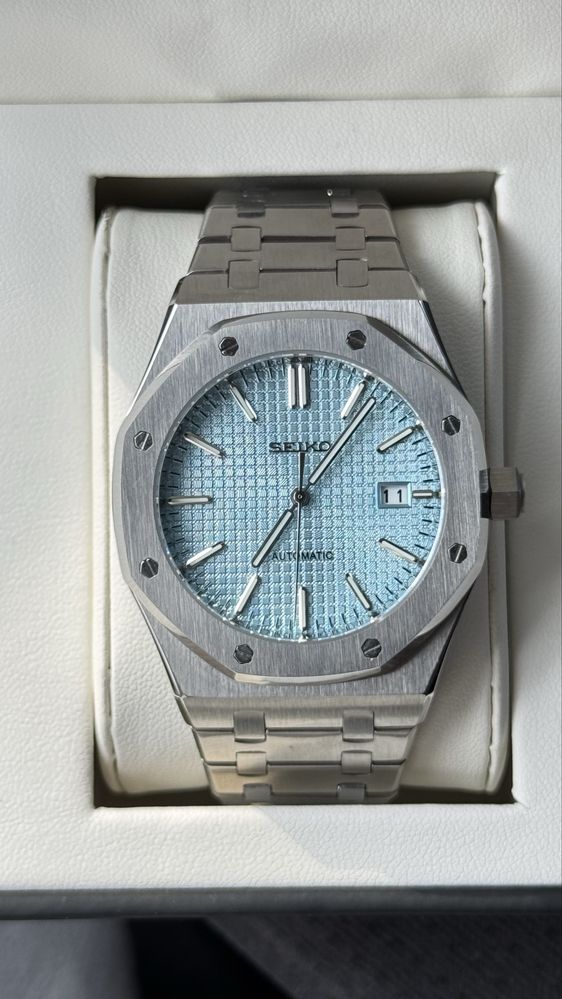 Seiko Mod Royal Oak - Tiffany Blue dial