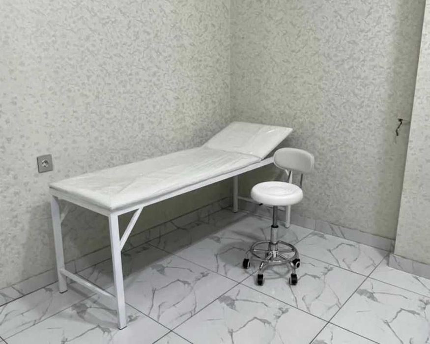 г.
Кушетка б/у мало использовалась почти новая

45