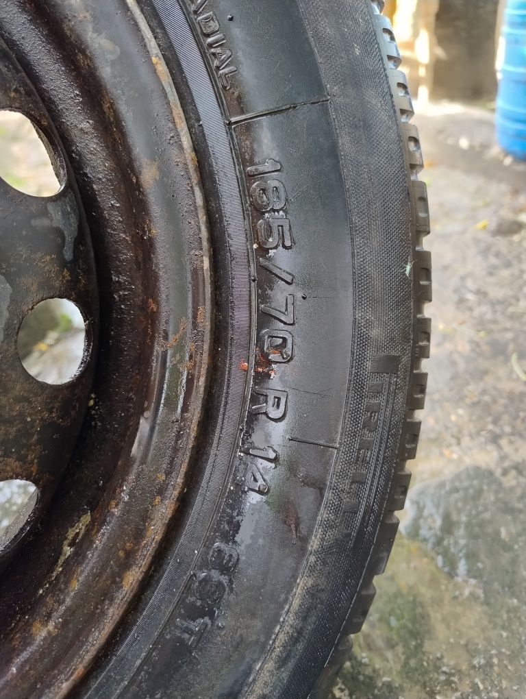 Anvelope Michelin r15