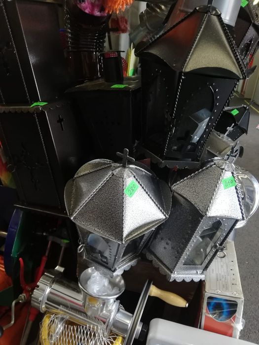 Felinar metalic pentru cimitir, vopsit electrostatic, negru, gri, maro