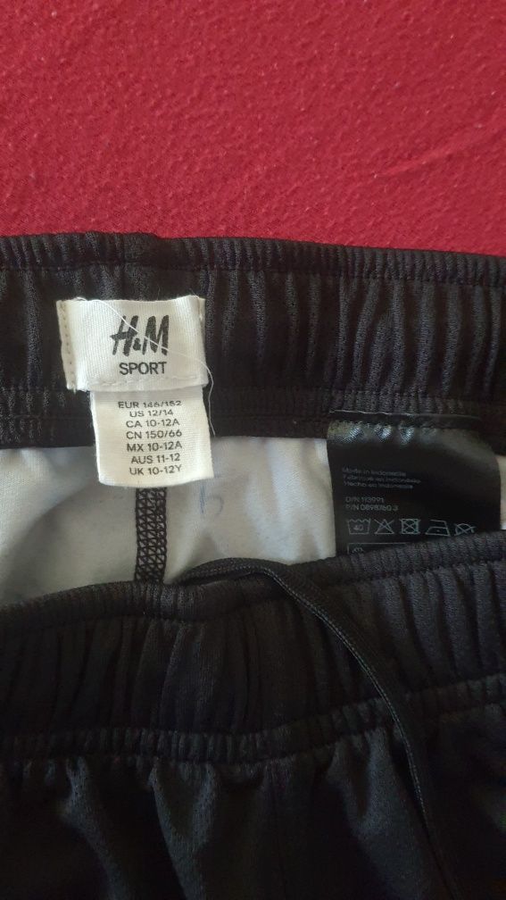 Спортен екип H&M от 2 части - тениска и клин с панталонки Р-р 146-152