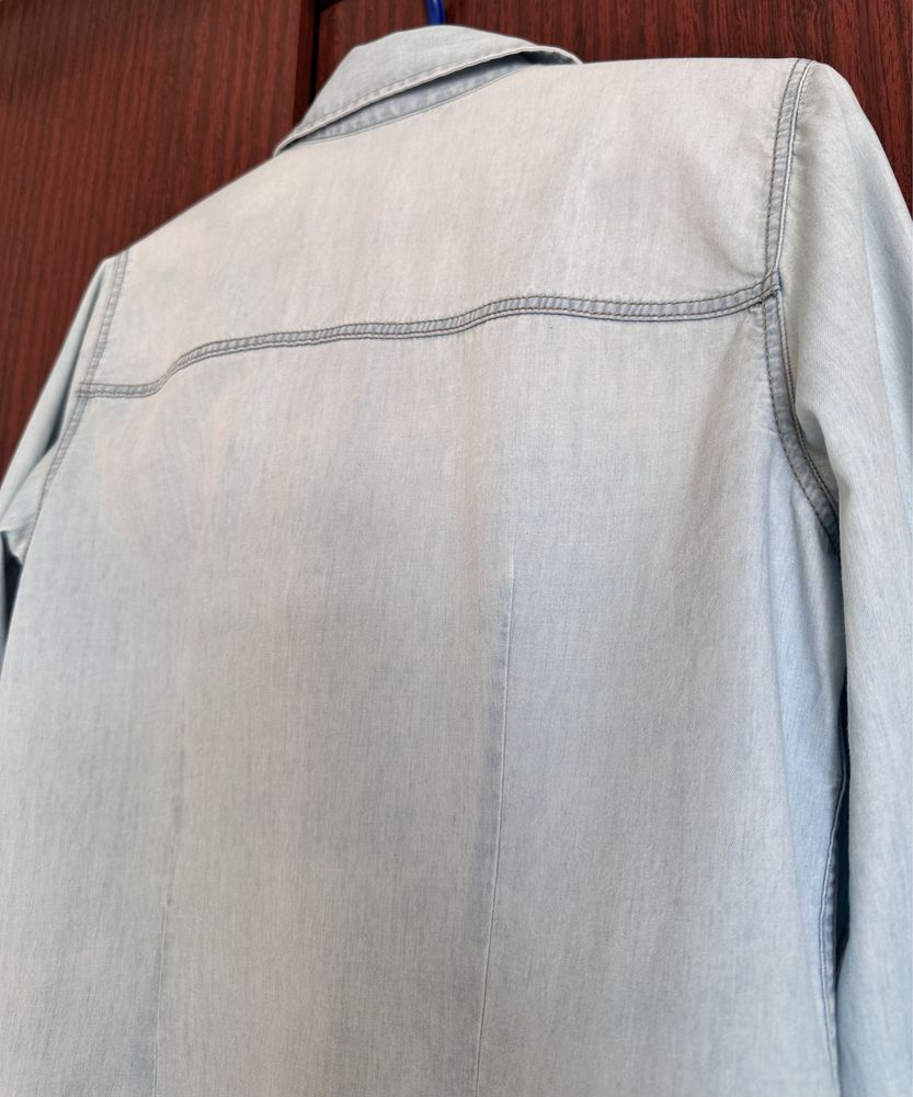Лёгкая джинсовая рубашка (42р.)
