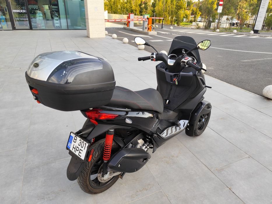 Piaggio MP3 HPE 300 ABS ASR categ B