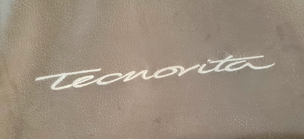 Массажное кресло "TECNOVITA"