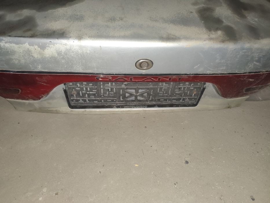 Продам на Мицубиси Галан дуты Задний багаж и балоны на запаску