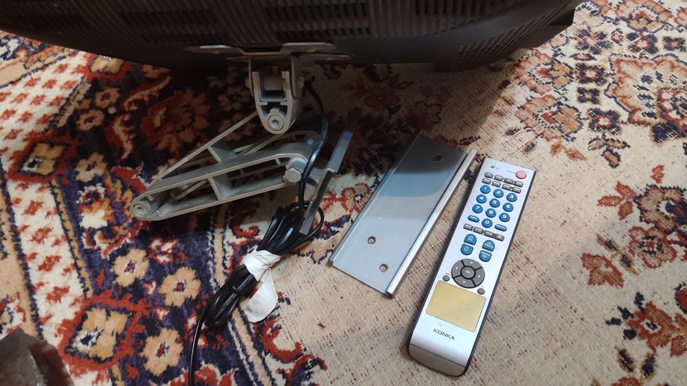 Продам цветной телевизор KONKA