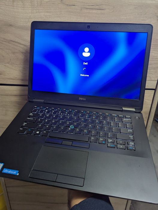 Dell bussines i5 8gb 256ssd cartela sim
